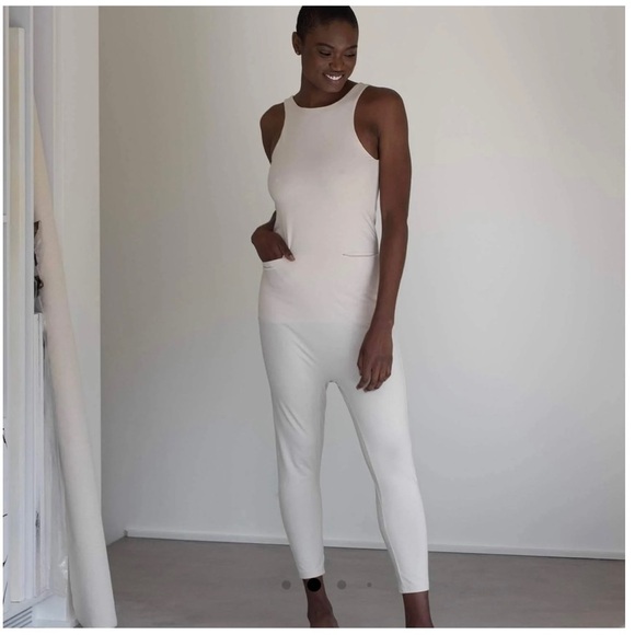 lunya Pants - Lunya Restore Pocket Jumpsuit Latte White Tapered Skinny Leg Loungewear Sz XL.
